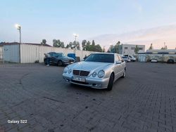Silber Gebraucht 2001 Mercedes E200 Limousine | 5.100 € (Fairer Preis)