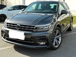 Grau Gebraucht 2017 VW Tiguan Highline SUV | 18.100 €