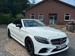 Weiß Gebraucht 2021 Mercedes C180 AMG Cabrio | 37.900 €