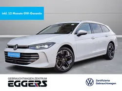 Weiß Gebraucht 2024 VW Passat Elegance Limousine | 41.890 € (Fairer Preis)