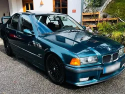 Grün Gebraucht 1994 BMW 316 M Sport Limousine | 5.499 €