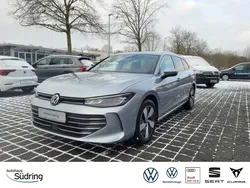 Oyster silver Gebraucht 2024 VW Passat Business Kombi | 32.598 € (Fairer Preis)