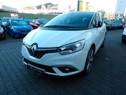 Weiß Gebraucht 2016 Renault Scénic III Van / Kleinbus | 10.490 € (Teuer)