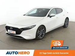 Weiß Gebraucht 2019 Mazda 3 Selection Limousine | 17.150 € (Guter Preis)