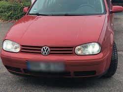 Rot Gebraucht 2003 VW Golf IV Limousine | 1.900 € (Fairer Preis)
