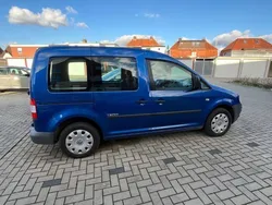 Blau Gebraucht 2010 VW Caddy Team Van / Kleinbus | 5.200 € (Guter Preis)