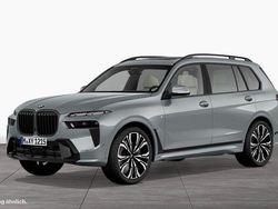 Grau Gebraucht 2025 BMW X7 Sport Line SUV | 107.711 €