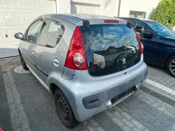 Silber Gebraucht 2005 Peugeot 107 Kleinwagen | 1.890 € (Fairer Preis)
