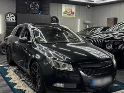 Schwarz Gebraucht 2010 Opel Insignia Kombi | 4.090 € (Fairer Preis)