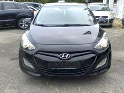 Schwarz Gebraucht 2014 Hyundai i30 Edition Limousine | 5.290 € (Guter Preis)