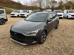 Grau Gebraucht 2024 Ford Focus Active X Limousine | 27.400 € (Teuer)