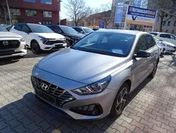 Grau Gebraucht 2021 Hyundai i30 Edition 30 Limousine | 16.900 € (Guter Preis)