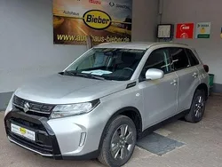 Silber Neu 2025 Suzuki Vitara Comfort SUV | 25.900 € (Fairer Preis)