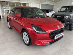 Burning red pearl Gebraucht 2024 Suzuki Swift Comfort Kleinwagen | 18.990 € (Fairer Preis)