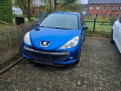 Beige Gebraucht 2011 Peugeot 206+ Kleinwagen | 1.600 €