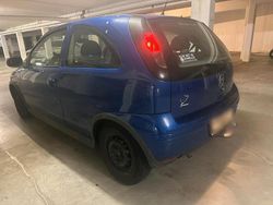 Blau Gebraucht 2005 Opel Corsa Kleinwagen | 1.050 € (Guter Preis)