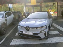 Grau Gebraucht 2024 Renault Captur Esprit Alpine SUV | 27.990 € (Fairer Preis)