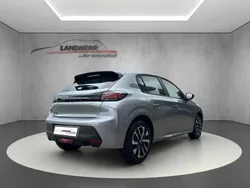 Grau Neu 2025 Peugeot 208 Style Kleinwagen | 23.262 € (Etwas zu teuer)