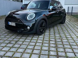 Schwarz Gebraucht 2015 Mini Cooper SD Kleinwagen | 13.850 € (Etwas zu teuer)
