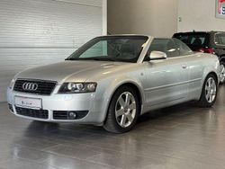 Silber Gebraucht 2003 Audi A4 Cabriolet Sport Cabrio | 7.890 € (Teuer)