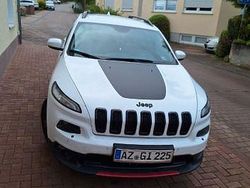Weiß Gebraucht 2017 Jeep Cherokee Night Eagle SUV | 11.900 €