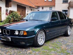 Grün Gebraucht 1994 BMW 520 Performance Limousine | 6.000 €