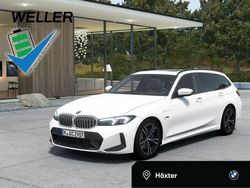 Alpinweiss iii (weiß) Gebraucht 2022 BMW 330e M Sport Kombi | 34.690 € (Teuer)