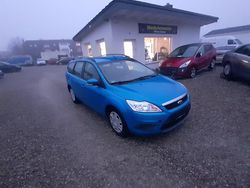 Blau Gebraucht 2010 Ford Focus Kombi | 1.990 € (Fairer Preis)