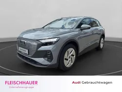 Kieselgrau Gebraucht 2022 Audi Q4 e-tron SUV | 24.440 € (Guter Preis)