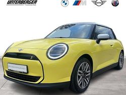 Gelb Gebraucht 2024 Mini Cooper SE Classic Kleinwagen | 29.930 € (Fairer Preis)