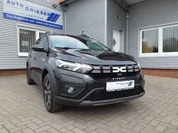 Schwarz Neu 2025 Dacia Sandero Expression Kleinwagen | 20.900 € (Fairer Preis)