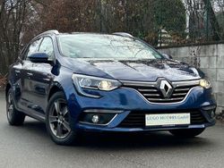 Blau Gebraucht 2017 Renault Mégane IV Intens Limousine | 10.449 € (Fairer Preis)