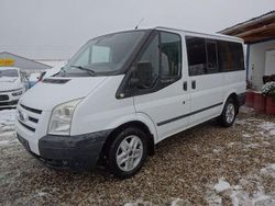 Weiß Gebraucht 2010 Ford Tourneo Van / Kleinbus | 5.700 €