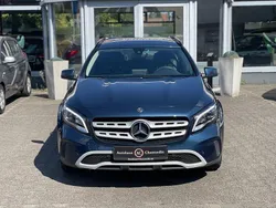 Blau Gebraucht 2019 Mercedes GLA180 SUV | 15.499 € (Guter Preis)