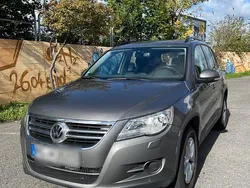 Silber Gebraucht 2009 VW Tiguan Trendline SUV | 7.150 € (Fairer Preis)