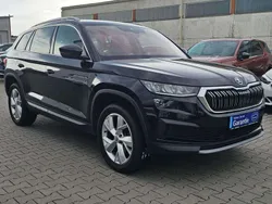 Schwarzmagic perleffekt Gebraucht 2023 Skoda Kodiaq SUV | 33.890 € (Guter Preis)