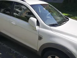 Weiß Gebraucht 2010 Chevrolet Captiva SUV | 5.300 € (Etwas zu teuer)