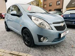 Blau Gebraucht 2010 Chevrolet Spark LS Kleinwagen | 2.650 € (Etwas zu teuer)