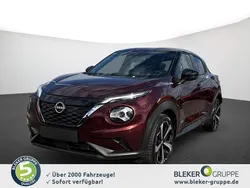 Burgundy/ black Gebraucht 2023 Nissan Juke Tekna SUV | 24.990 € (Fairer Preis)