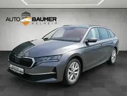 Graphitegrau metallic Gebraucht 2024 Skoda Octavia Selection Kombi | 29.990 € (Fairer Preis)