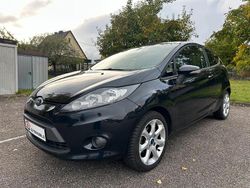 Schwarz Gebraucht 2011 Ford Fiesta Kleinwagen | 3.750 €