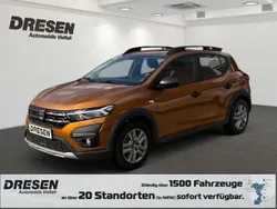 Orange Gebraucht 2021 Dacia Sandero Essentiel Kleinwagen | 14.480 € (Fairer Preis)