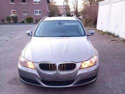 Grau Gebraucht 2011 BMW 116 Sport Line Kleinwagen | 3.450 €