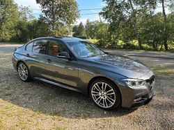 Grau Gebraucht 2019 BMW 328 Basis Limousine | 22.000 €