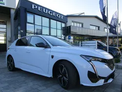 Weiss metalliclackierung Gebraucht 2024 Peugeot 308 GT Limousine | 23.900 € (Guter Preis)