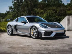Silber Gebraucht 2023 Porsche 718 | 199.900 €