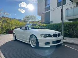 Weiß Gebraucht 2004 BMW 330 Cabriolet Performance Cabrio | 25.700 €