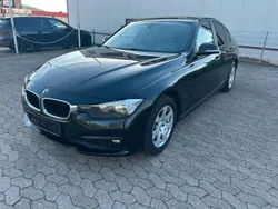Black sapphire metallic Gebraucht 2016 BMW 318 Advantage Limousine | 9.990 € (Guter Preis)