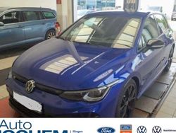 Blau Gebraucht 2021 VW Golf VIII R Limousine | 36.444 € (Fairer Preis)