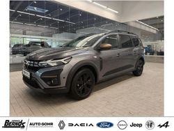 Dolomitgrau metallic (kqg) (metallic) Gebraucht 2024 Dacia Jogger Extreme Van / Kleinbus | 20.410 € (Fairer Preis)